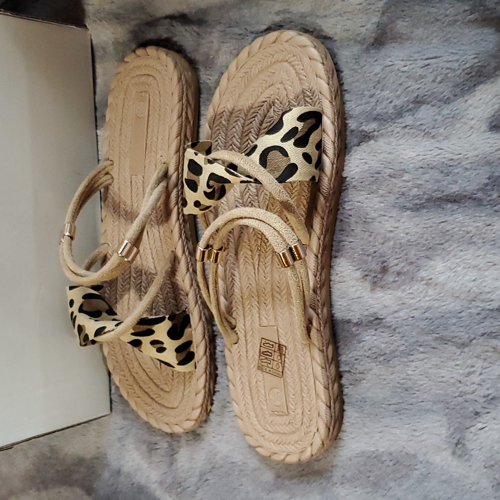 Leopard sandals size 7 - Picture 4 of 8
